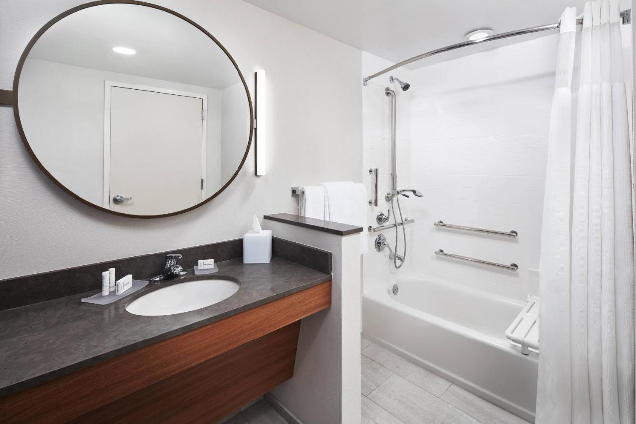 Fairfield Inn & Suites By Marriott Louisville Northeast Esterno foto